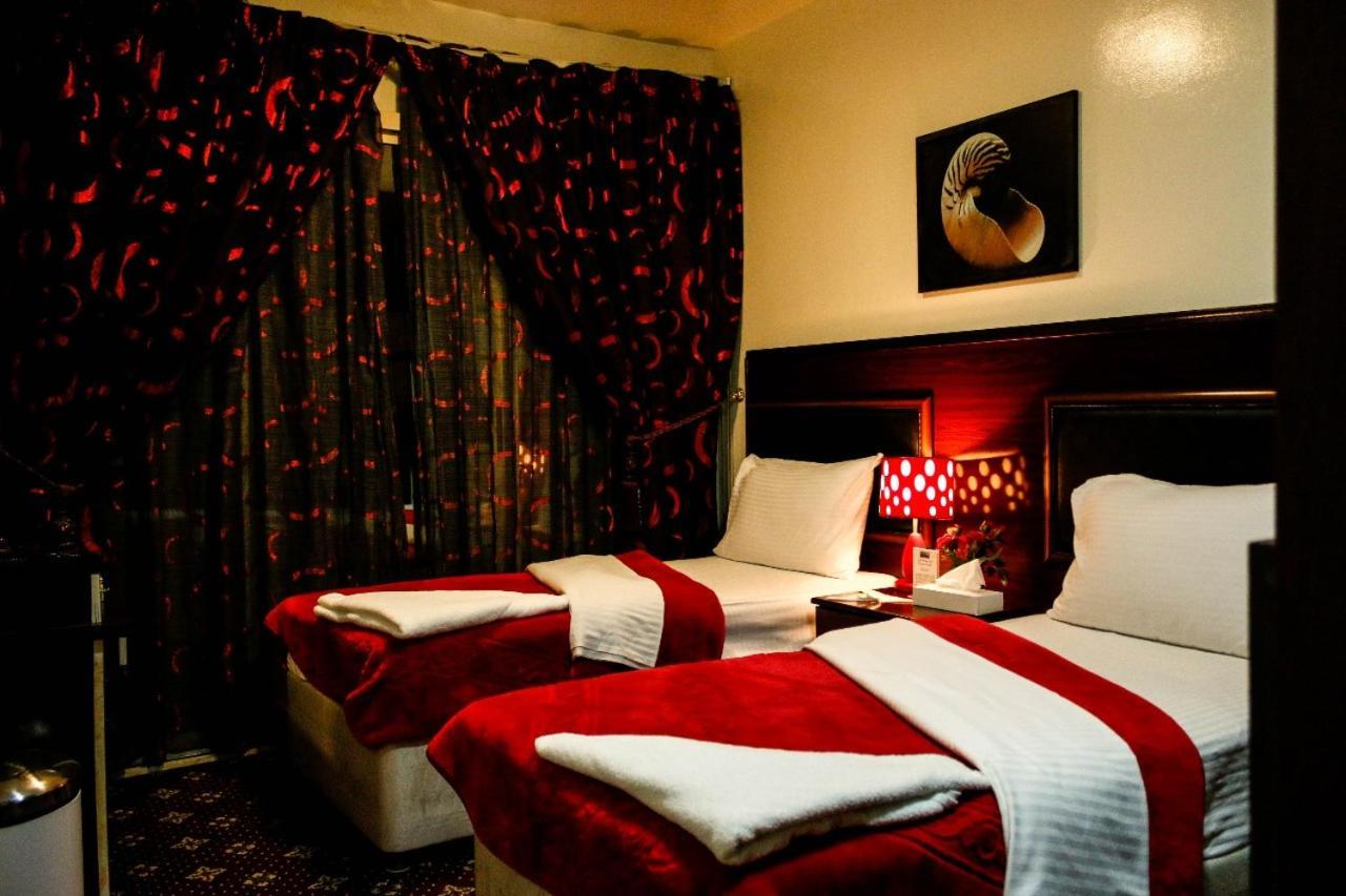 Karoon Hotel Dubai Exterior photo